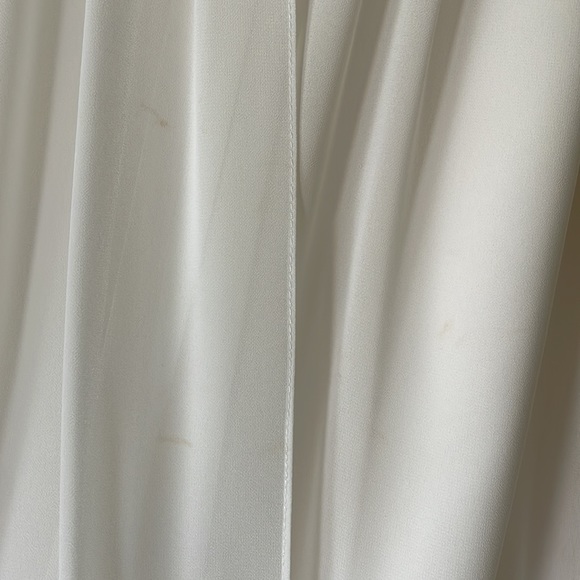 GALINA SIGNATURE From David’s Bridal Wedding Dress - Picture 9 of 16